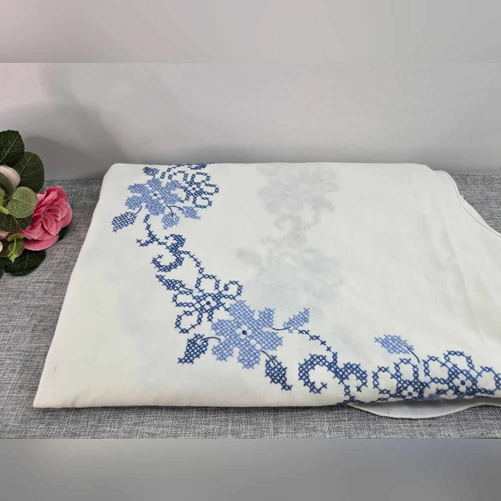 Vintage Large‎ Linen Blue Floral Cross Stitch White Tablecloth 58"x 86"
